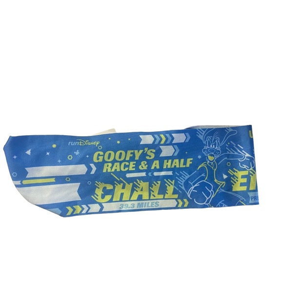 2016 Disney runDisney WDW Goofy's Race  & A Half Challenge Bondi Band Headband - Picture 2 of 3